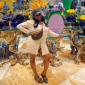 Meet your Posher, Latesha the fashionista 🥰🥰🥰